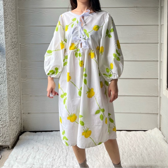 Christian Dior | Handmade Vintage Christian Dior Yellow Roses Dress SKU 07066 - Picture 5 of 15